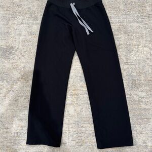 Figs black scrub pants XS petite